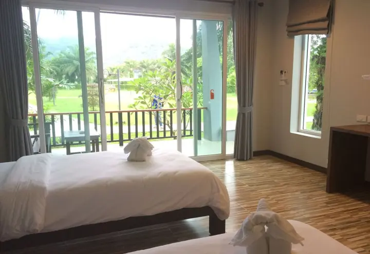 Такуа Па: Khaolak Mountain View