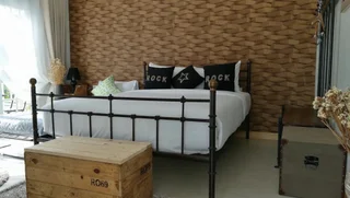 Саттахип: Vanida Antique Home