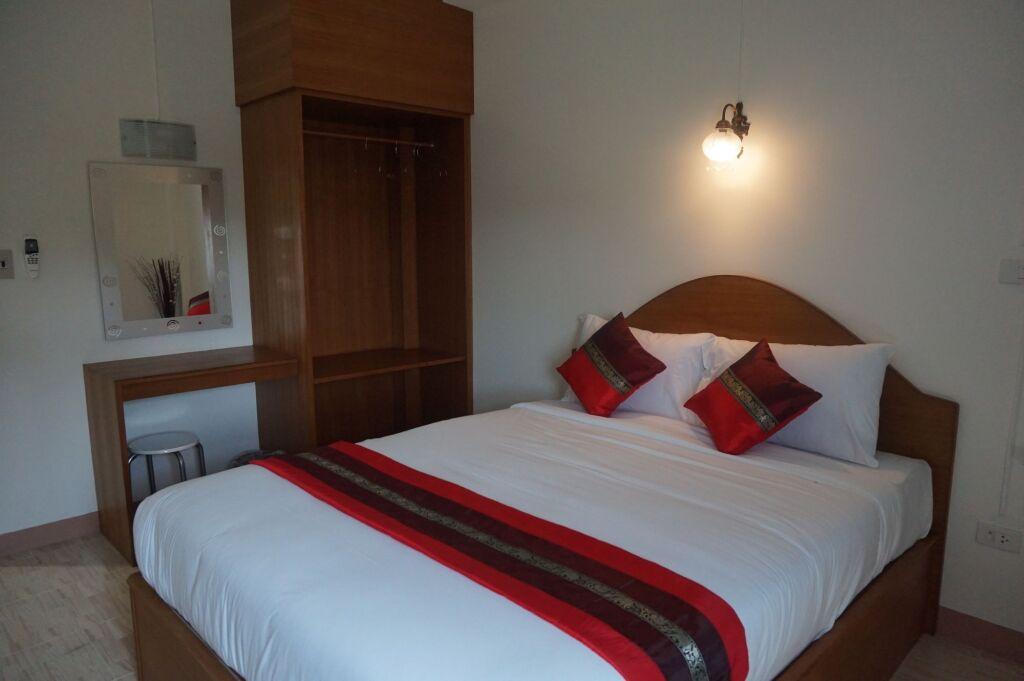 Мей-Сот: Maesot Siri Hotel