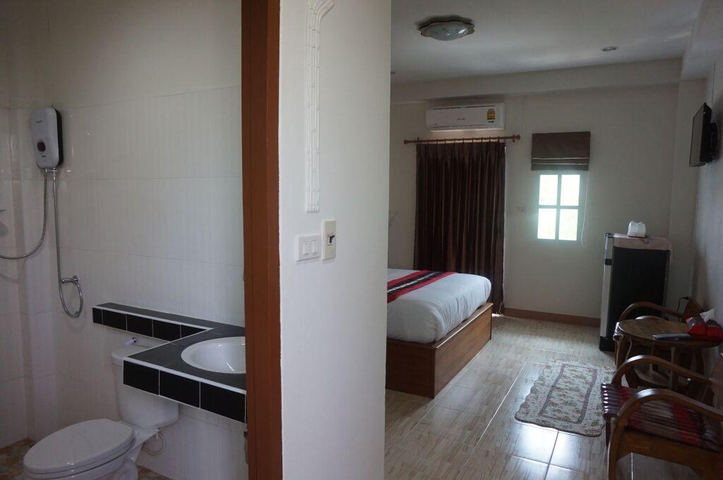 Мей-Сот: Maesot Siri Hotel