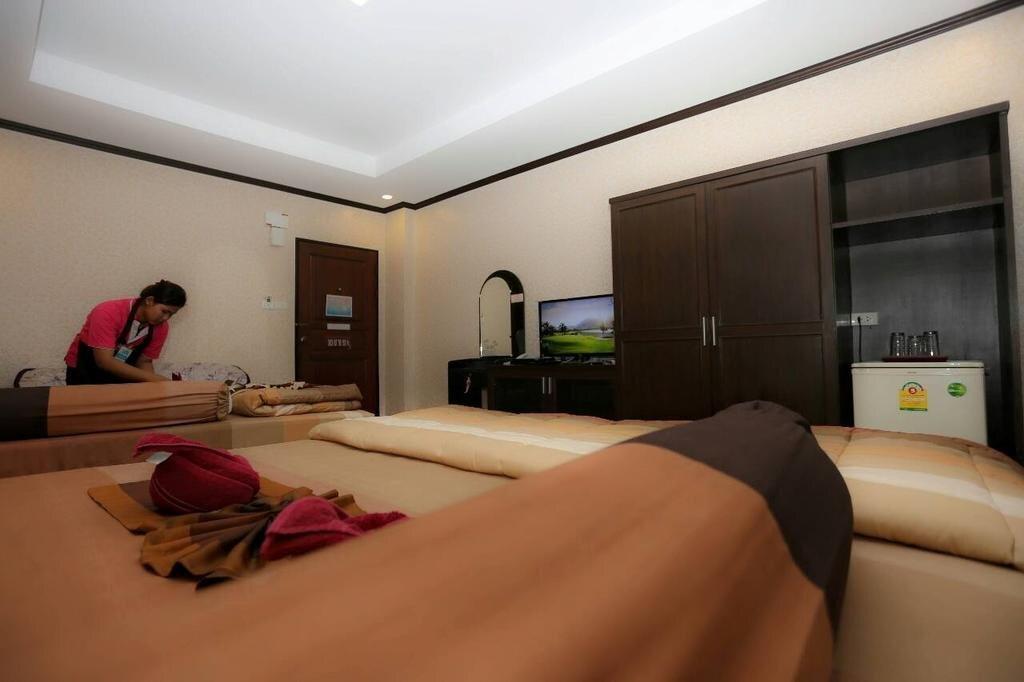 Саттахип: J L Residence Hotel