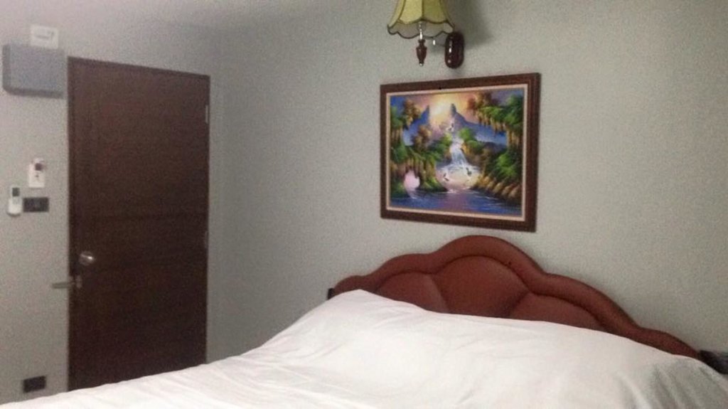 Кхлонг-Янг: Kun Hostel