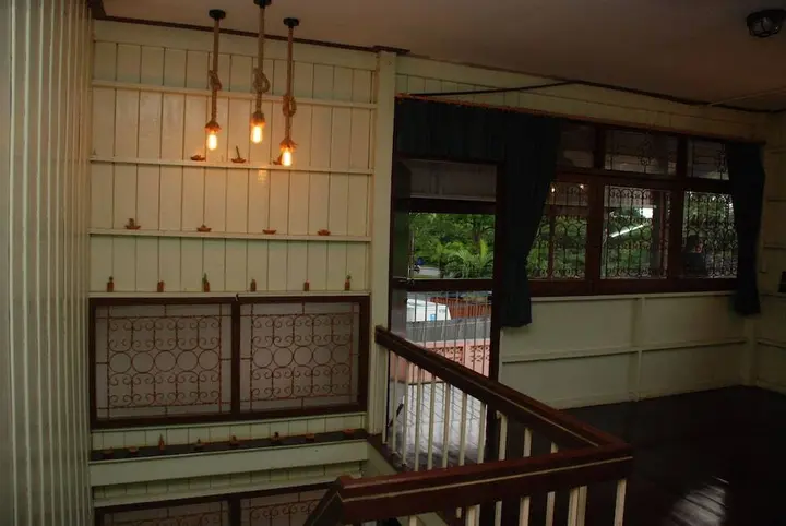 Пхетчхабури: ME HUG Hostel&Restaurant