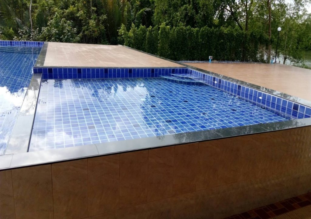 Столичный район Чантхабури: Sranrom resort