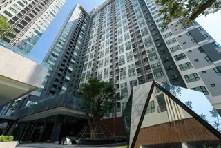 Паттайя: The Base Central Pattaya by Minsu