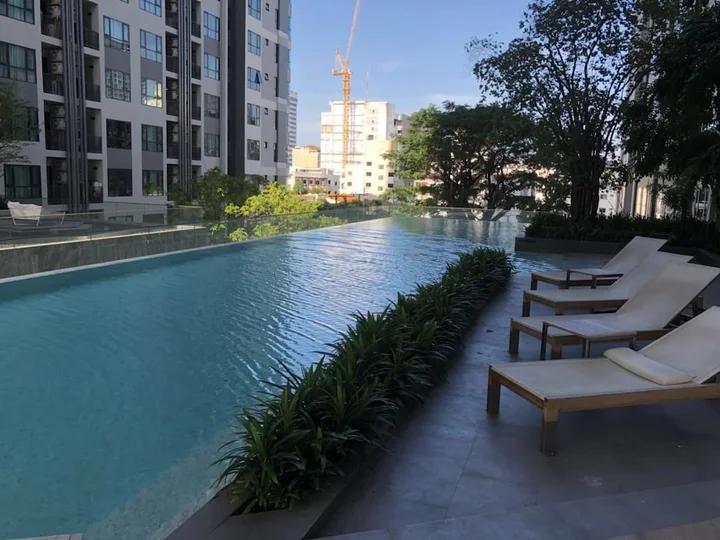 Паттайя: The Base Central Pattaya by Minsu