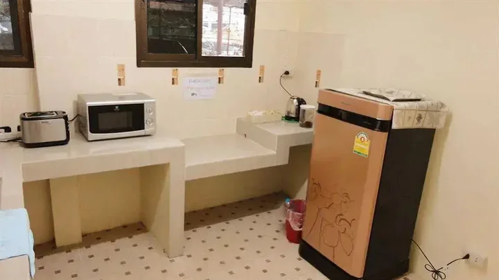Бангкок: Baan Sathorn Backpacker Hostel