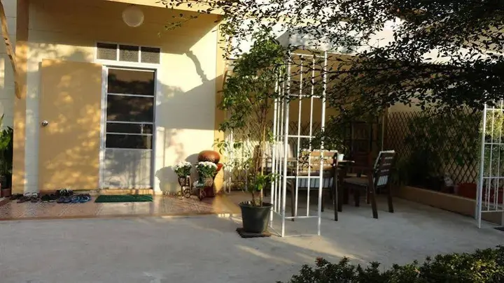 Бангкок: Baan Sathorn Backpacker Hostel