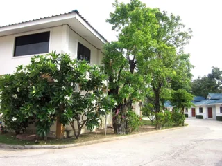 Кхлонг-Янг: Fahproundfon Hotel