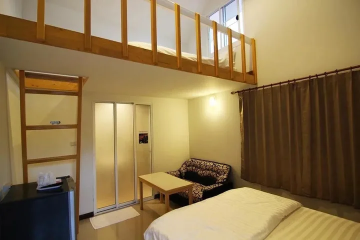 Накхоннайок: Rojanavee Resort