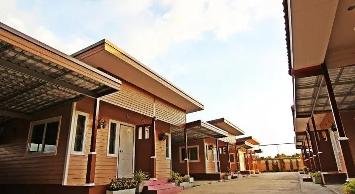 Накхоннайок: Rojanavee Resort