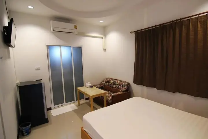 Накхоннайок: Rojanavee Resort