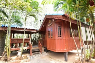 Нонг Нам Дэнг: Petch Jed Sao Noi Resort