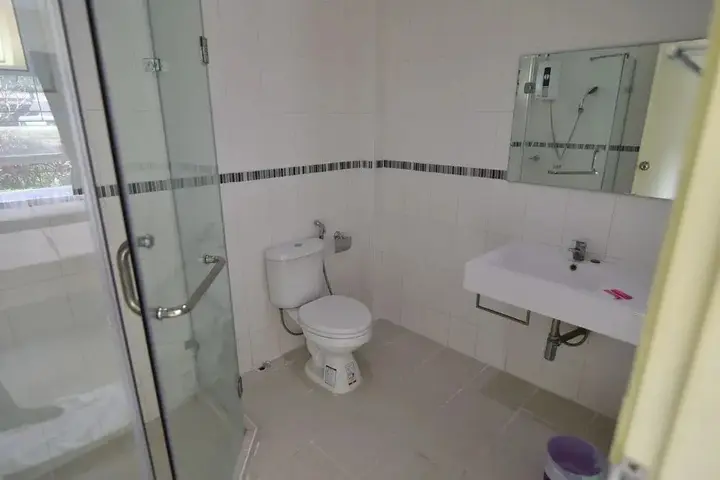 Нонг Нам Дэнг: Petch Jed Sao Noi Resort