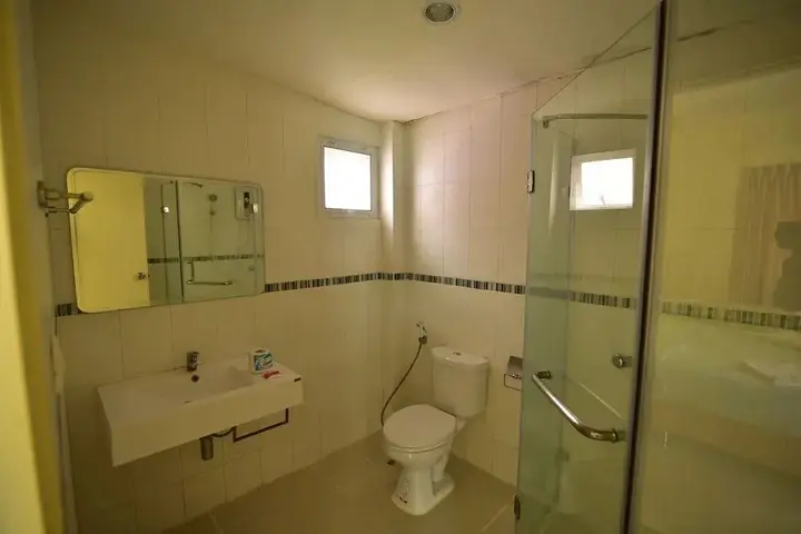Нонг Нам Дэнг: Petch Jed Sao Noi Resort