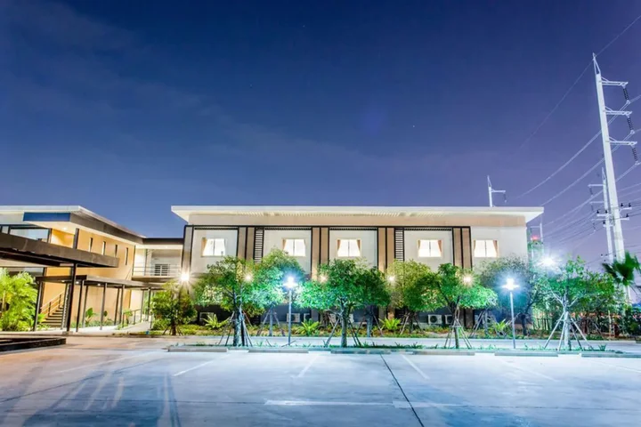 Сирача: Morino Hotel Si Racha