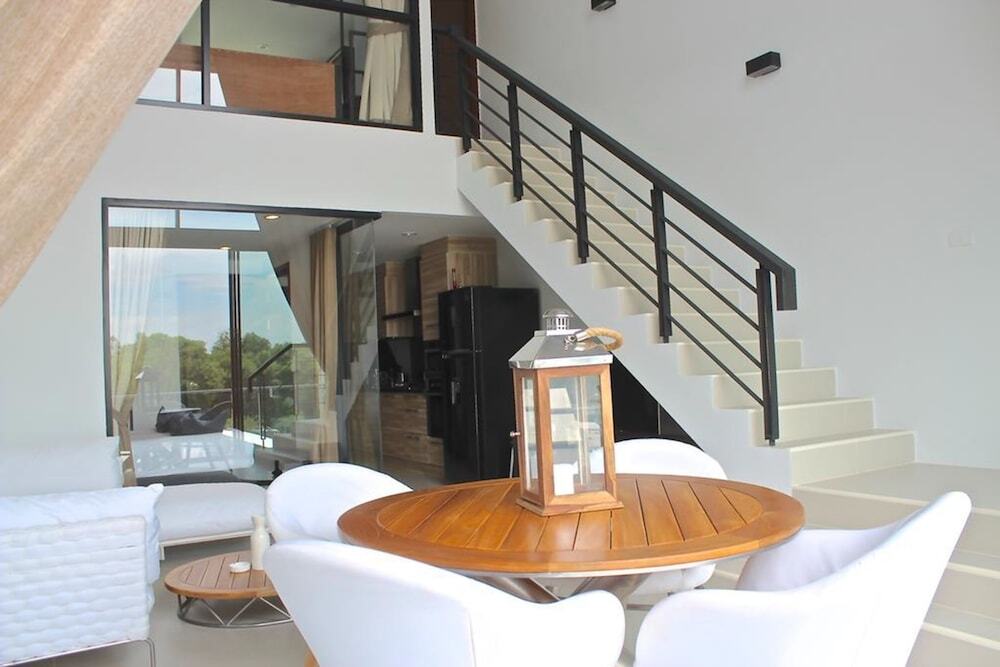 Тхаланг: Little Paris Phuket
