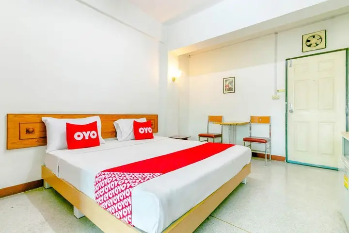 Кхлонг-Янг: OYO 1161 Sathorn Mansion