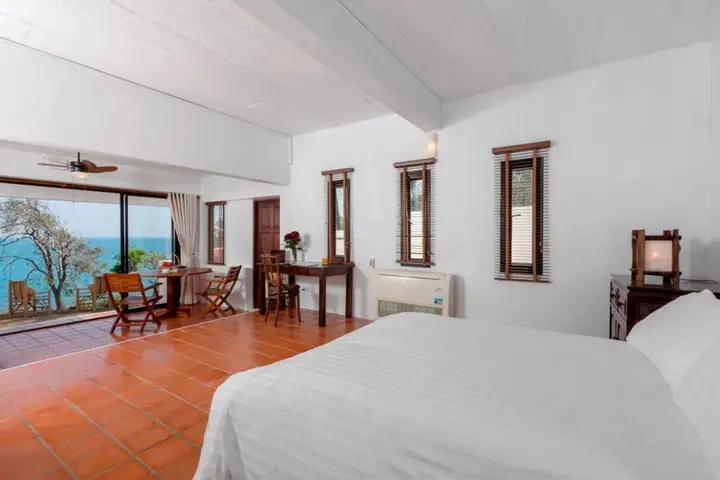 Baan Khunying – Secluded Phuket Beachfront Villa - SHA Certified — фото 6