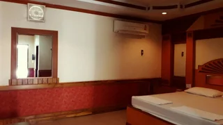 Канчанабури: Bypass and Resort