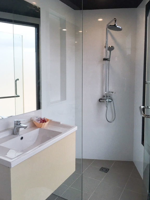 Кату: Phoenix Grand Hotel