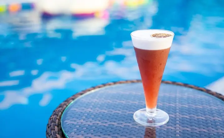 Кату: Hotel DSure Patong