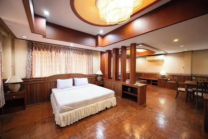 Лопбури: Sabai Hotel Lopburi