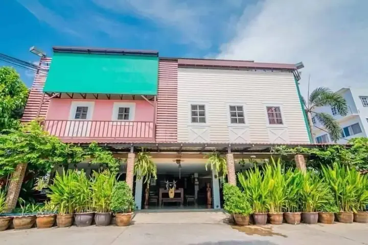 Лопбури: Sabai Hotel Lopburi