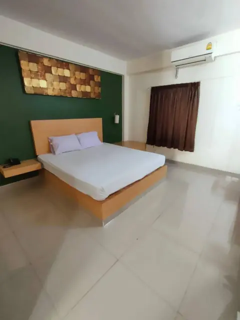 Лопбури: Sabai Hotel Lopburi