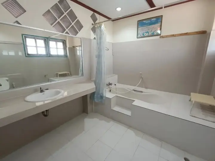 Лопбури: Sabai Hotel Lopburi