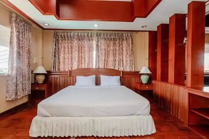 Лопбури: Sabai Hotel Lopburi