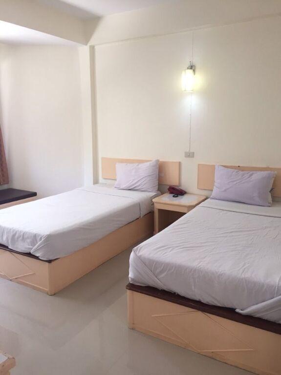 Лопбури: Sabai Hotel Lopburi