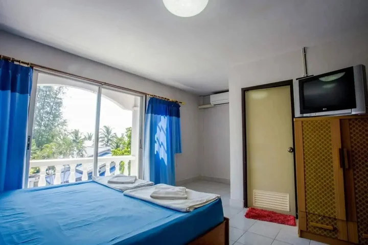 Банг-Сапхан: The Uncle Beach Resort
