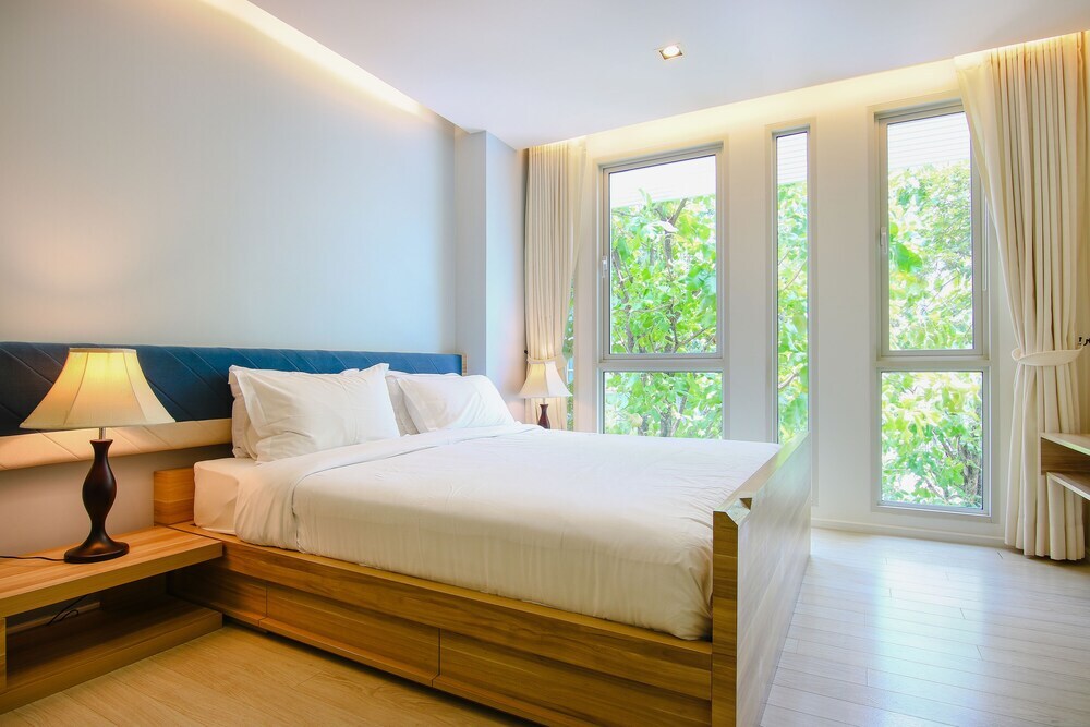 Hua Hin Luxury Beachfront Condo By Mon — фото 2