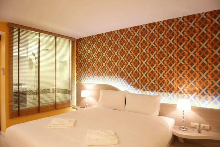 Паттайя: Trebel Service Apartment Pattaya