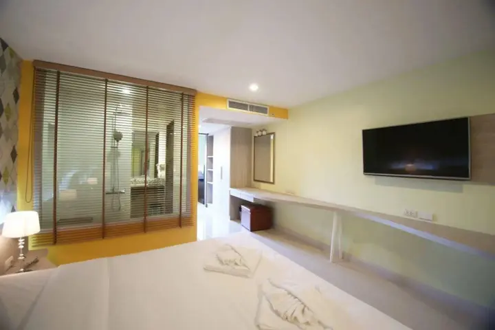 Паттайя: Trebel Service Apartment Pattaya