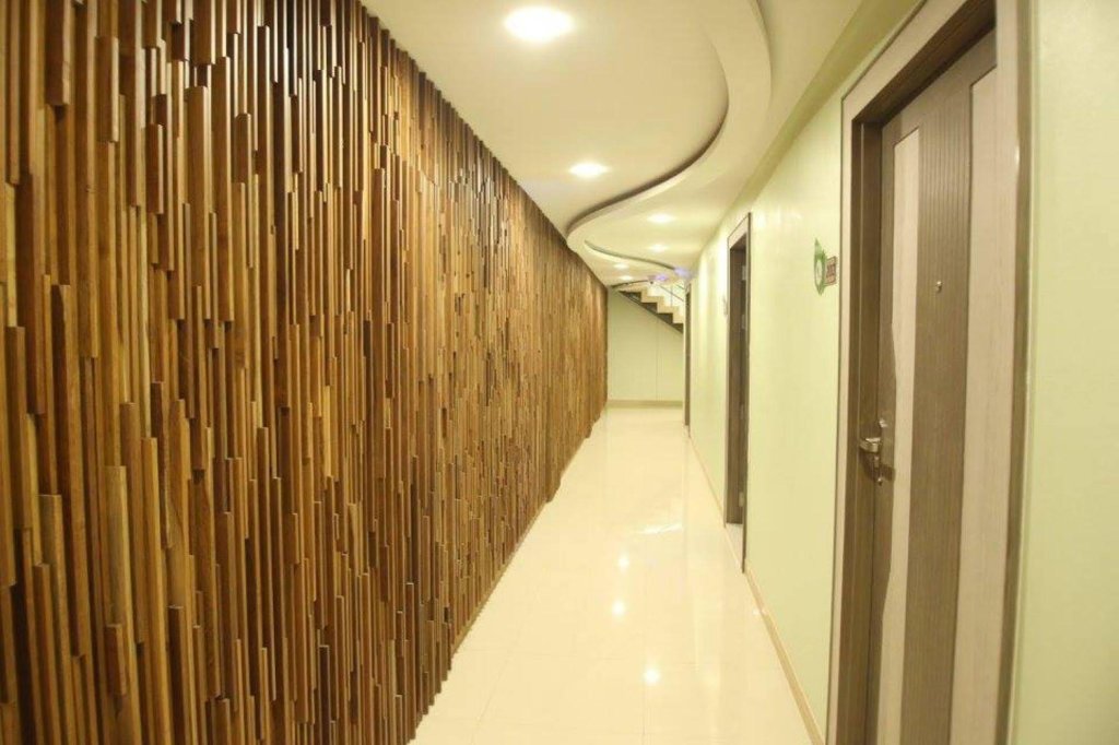 Паттайя: Trebel Service Apartment Pattaya