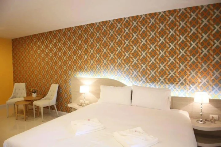 Паттайя: Trebel Service Apartment Pattaya