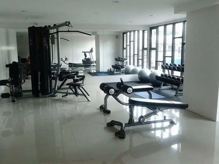 Паттайя: Pintree Service Apartment Pattaya