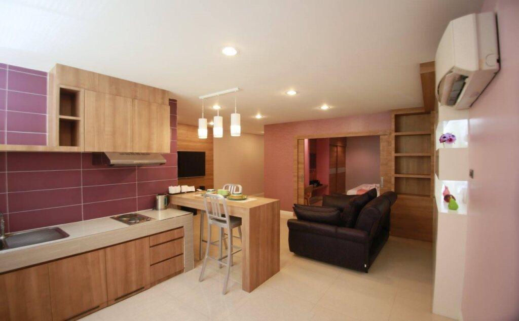 Паттайя: Pintree Service Apartment Pattaya