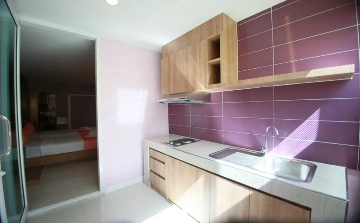 Паттайя: Pintree Service Apartment Pattaya