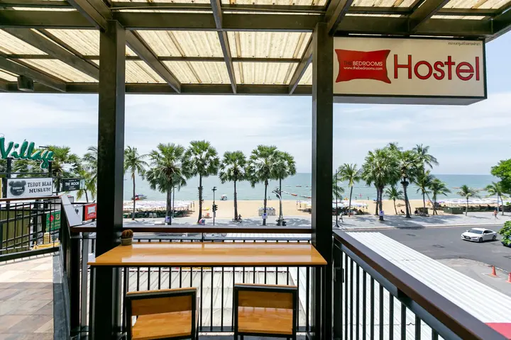 Паттайя: The Bedrooms Hostel Pattaya