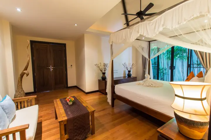 Муанг: Вилла Phuket Direct