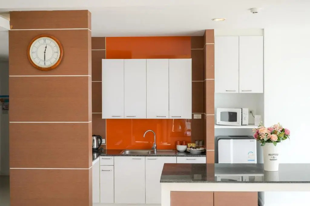 Паттайя: Royal Beach View Suites