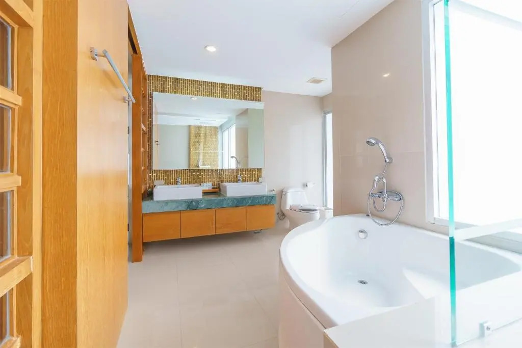 Паттайя: Royal Beach View Suites