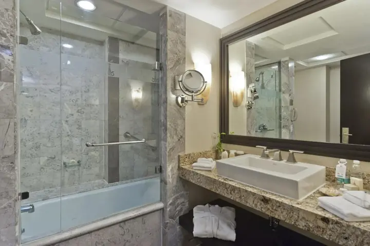 Бангкок: Gold Airport Suites