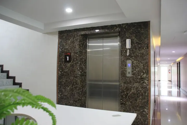 Бангкок: Gold Airport Suites