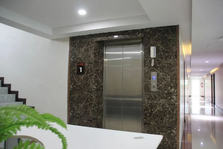 Бангкок: Gold Airport Suites