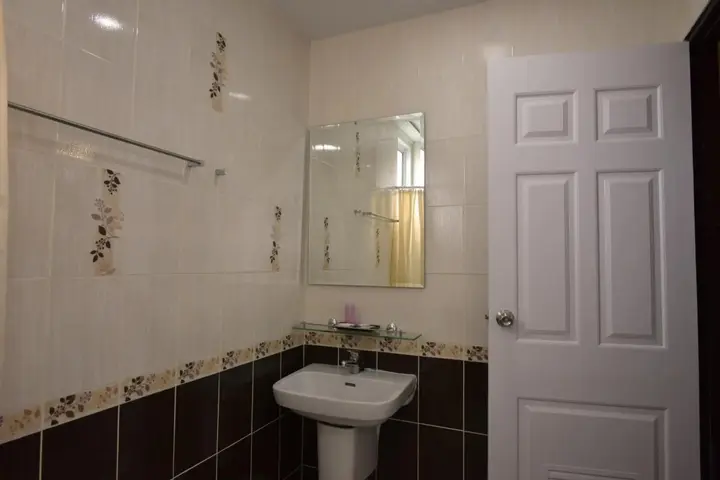 Бангкок: Gold Airport Suites