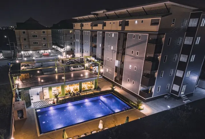 Бангкок: Gold Airport Suites